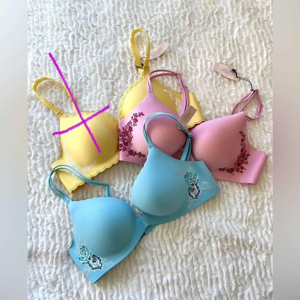 NWT 34B (2) Bundle Push Up Victoria Secret Smooth Cup Bras